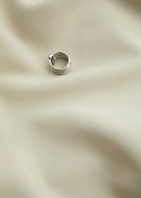 Grinda Lucie ring